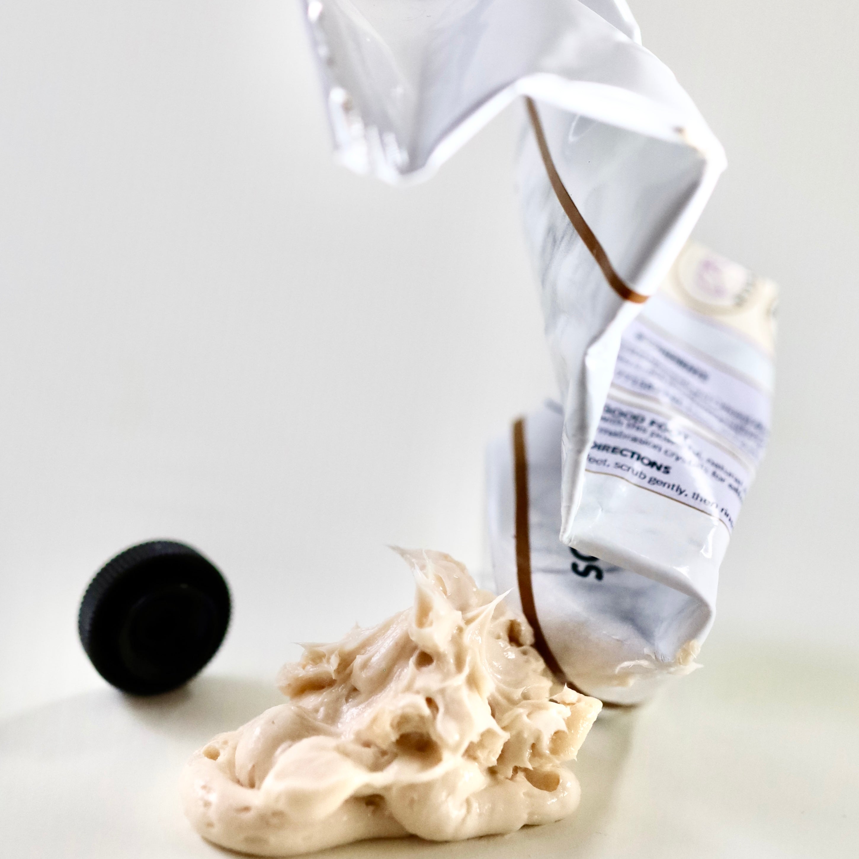 グッドフット ブライトニング エクスフォリエーティング マスク