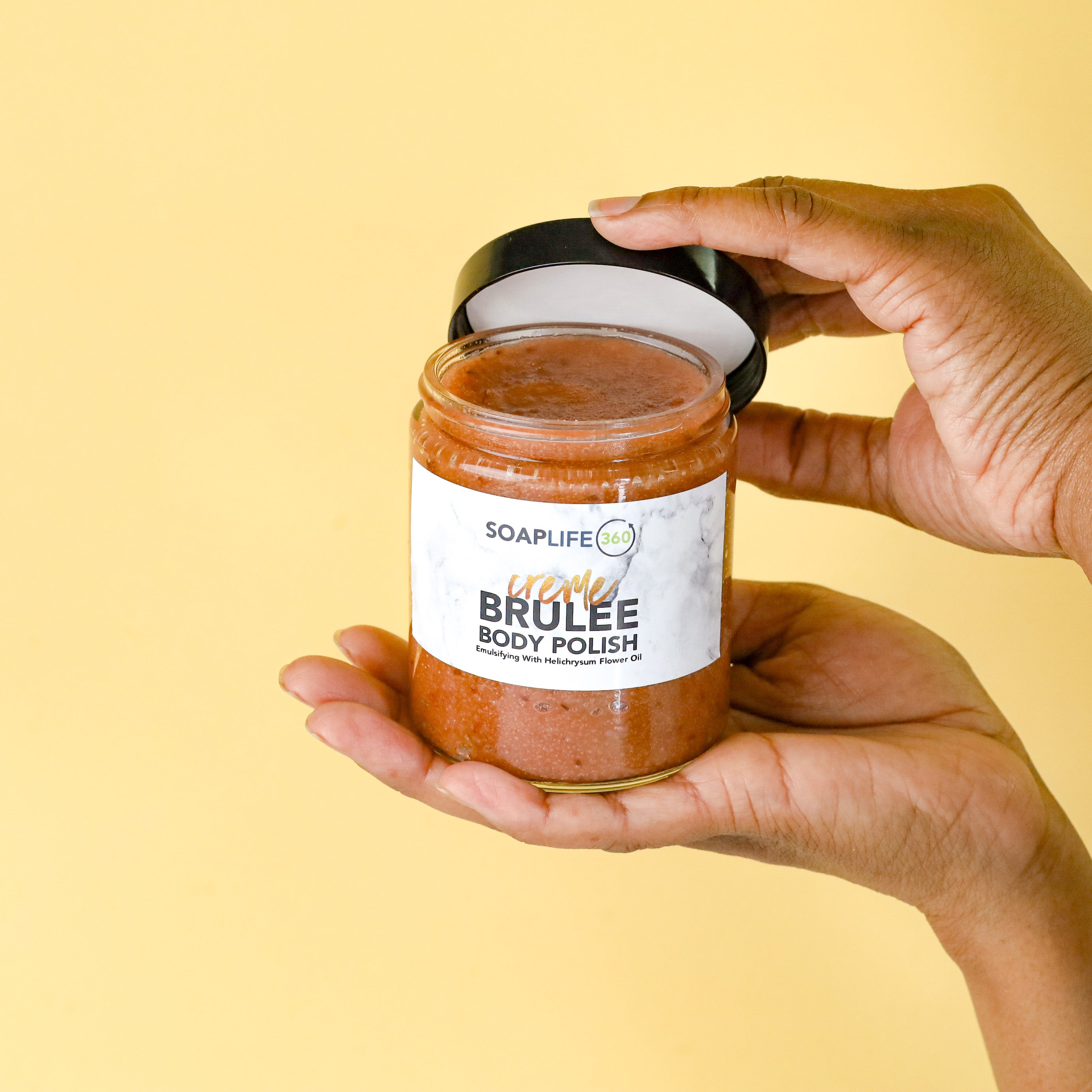 Body polish sugar scrub